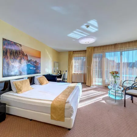 Hotel Europe 4*
